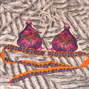 Victoria’s Secret push up top